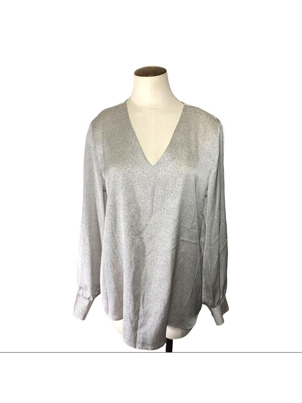 Adrianna Papell Flowy Luxurious Satiny Polka-dot Blouse V Neck Long Sleeves Sz M